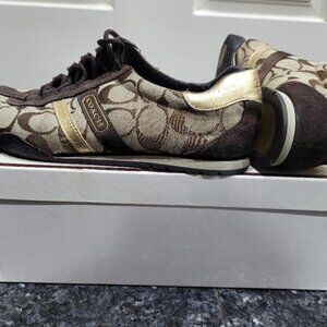 Coach Katelyn Sye Khaki/Gold Size 7M